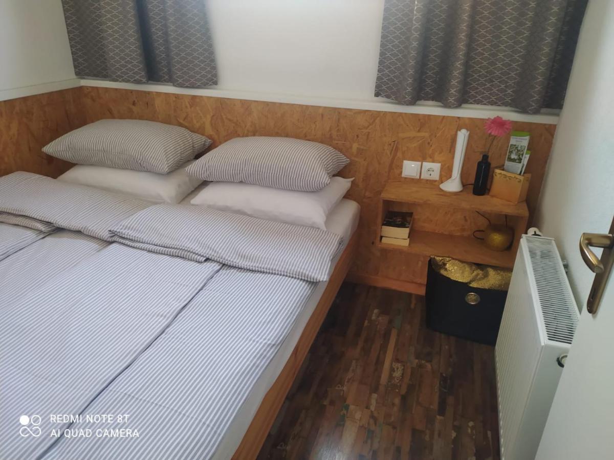 Studio Apartman Gradna Samobor Extérieur photo